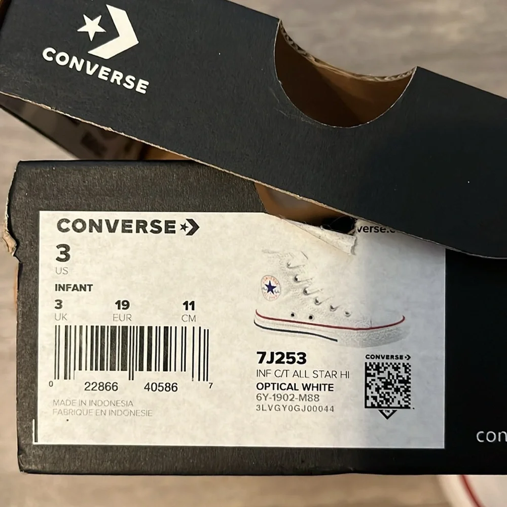 Converse Infant All Star White Hi Top Chuck Taylor